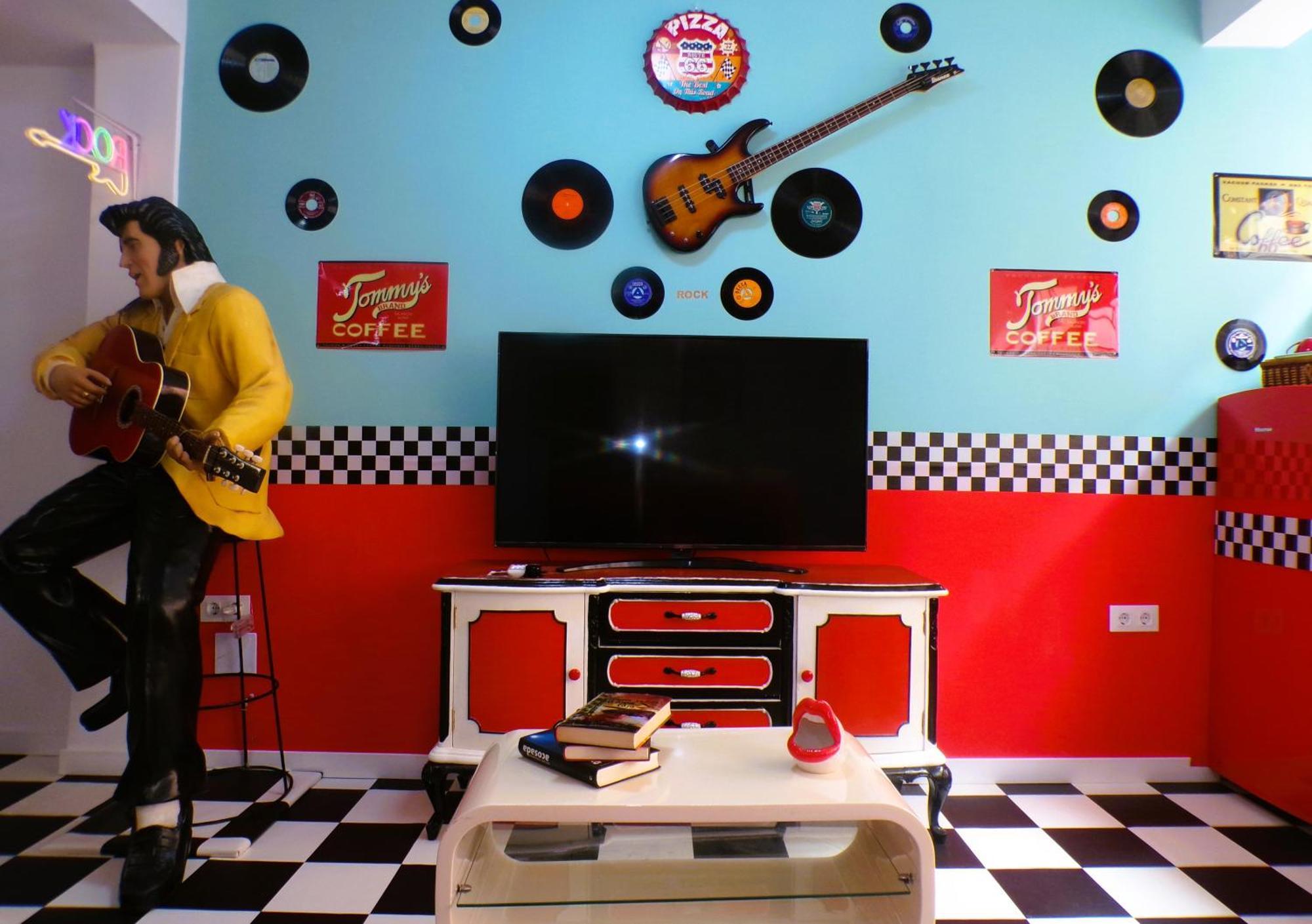 Apartamento 50's Carthago Rock Experiencias Carthago Tematizadas