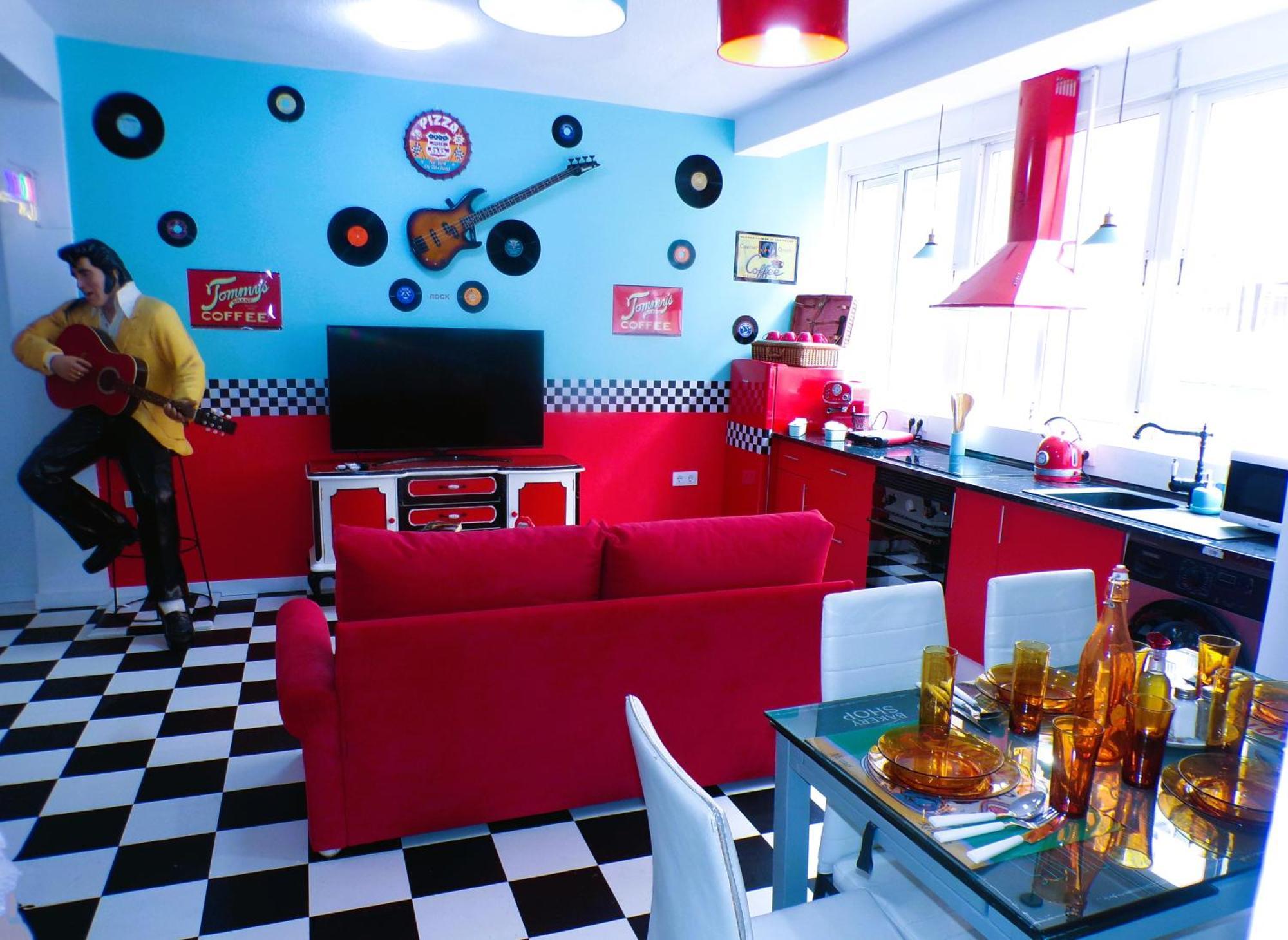Apartment 50's Carthago Rock Experiencias Carthago Tematizadas
