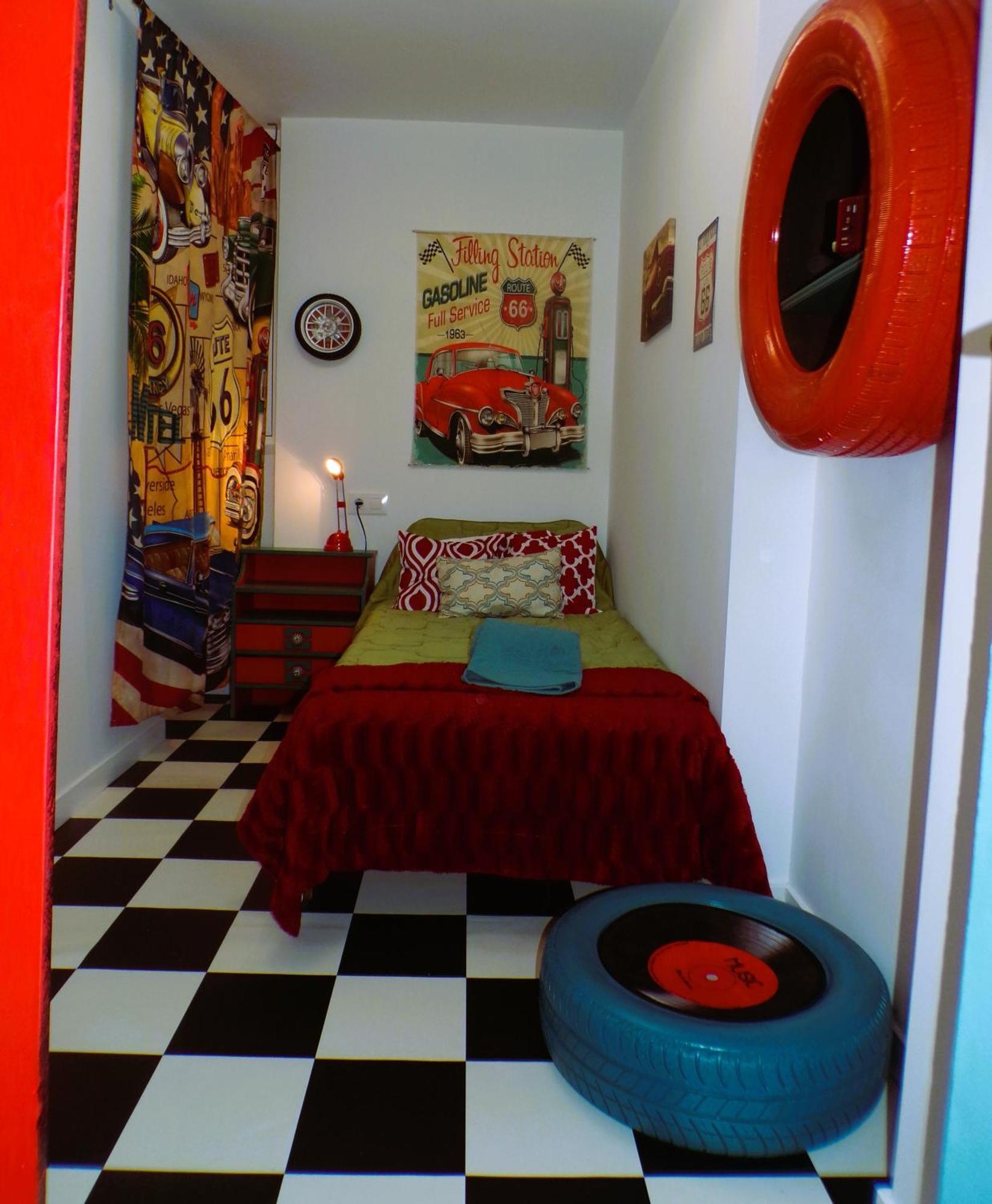 Apartment 50's Carthago Rock Experiencias Carthago Tematizadas *